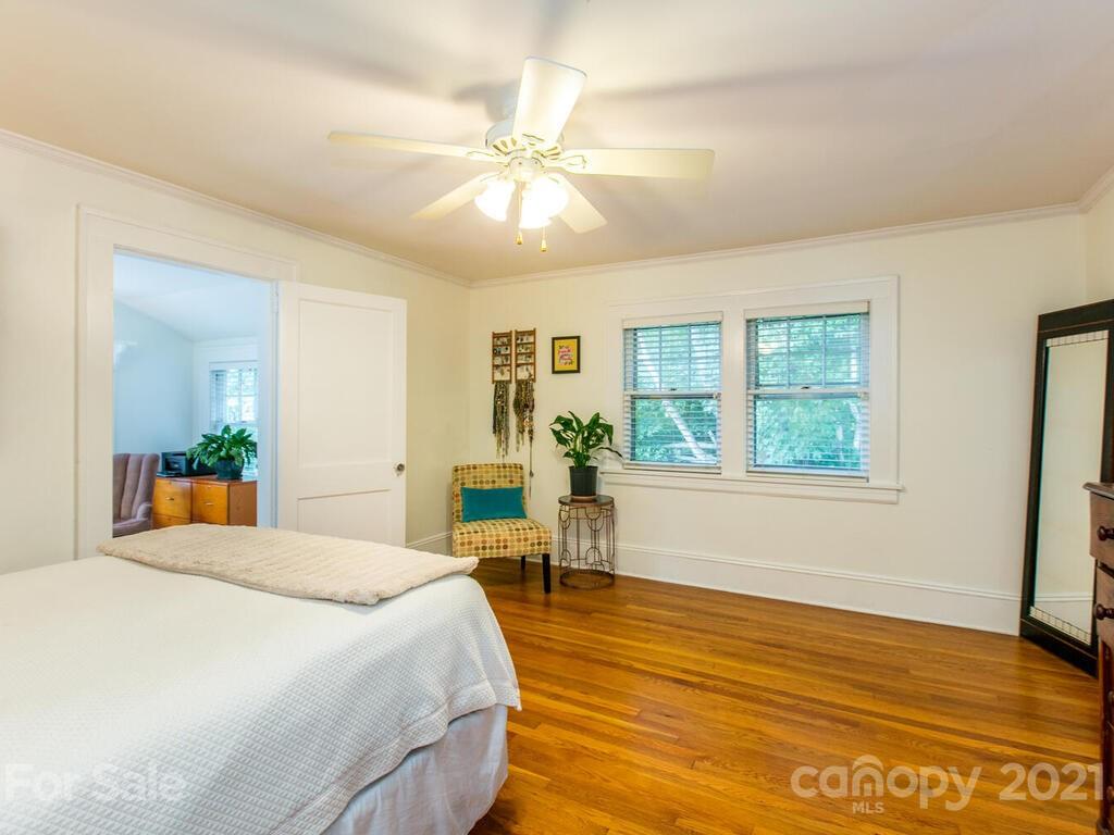 2 Brucemont Circle Asheville NC 28806