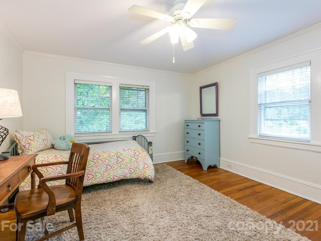 2 Brucemont Circle Asheville NC 28806