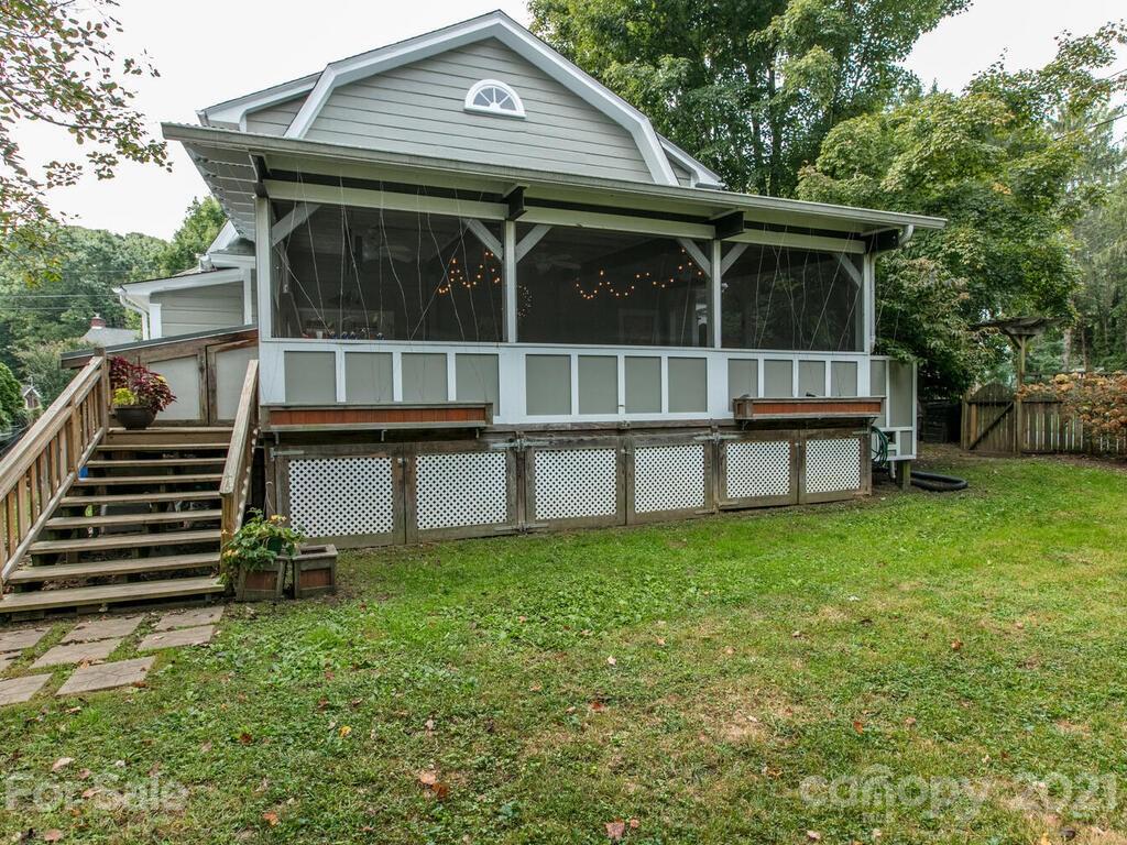 2 Brucemont Circle Asheville NC 28806