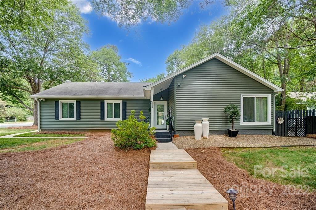 10724 Kingfisher Drive Charlotte NC 28226