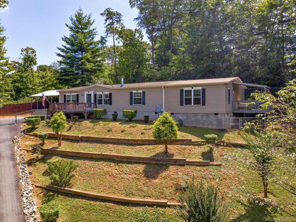112 Reeves Road Leicester NC 28748