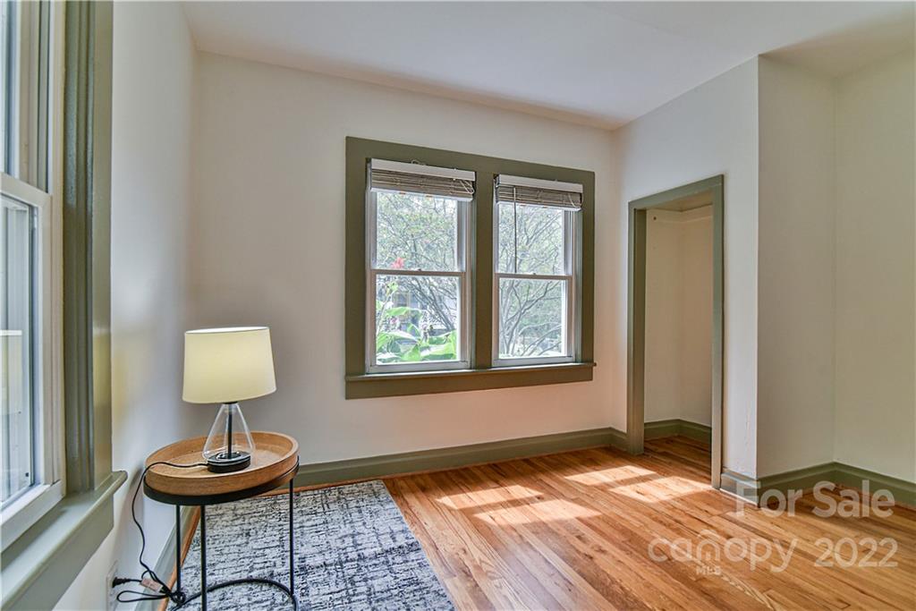 57 Russell Street Asheville NC 28806