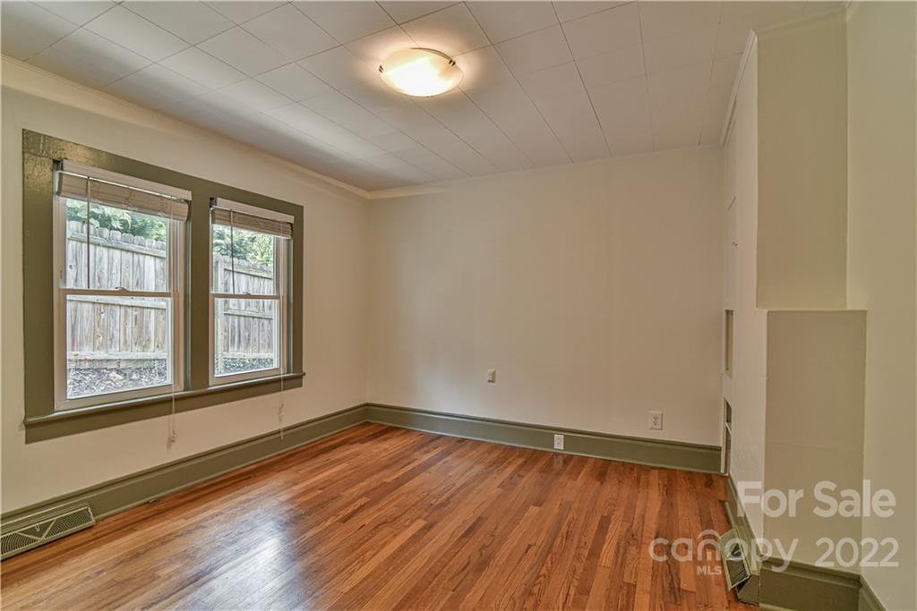 57 Russell Street Asheville NC 28806