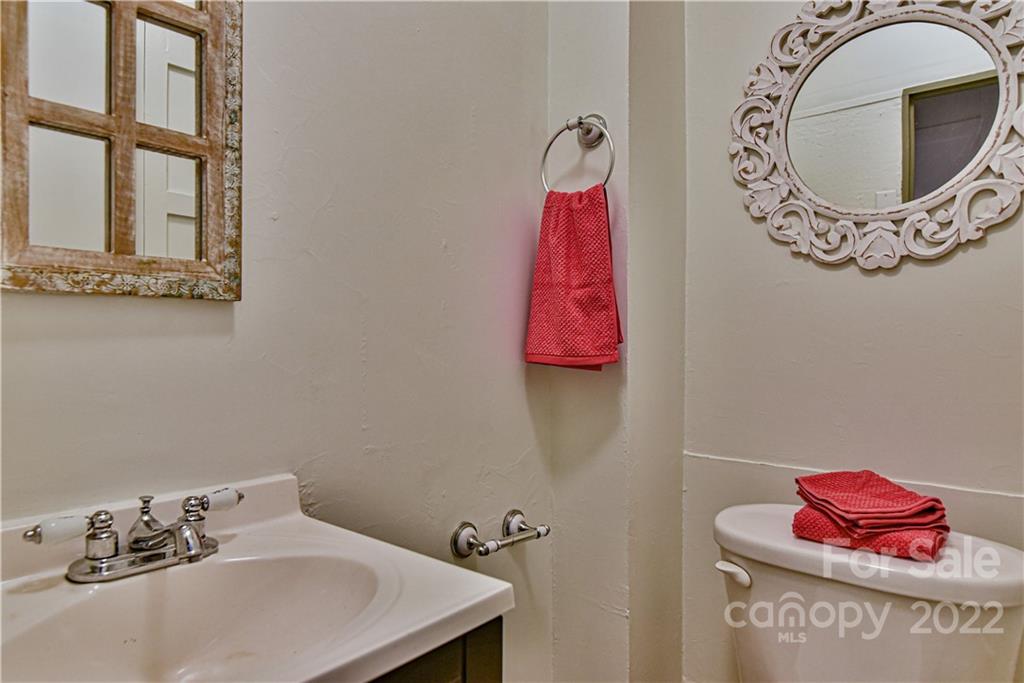 57 Russell Street Asheville NC 28806