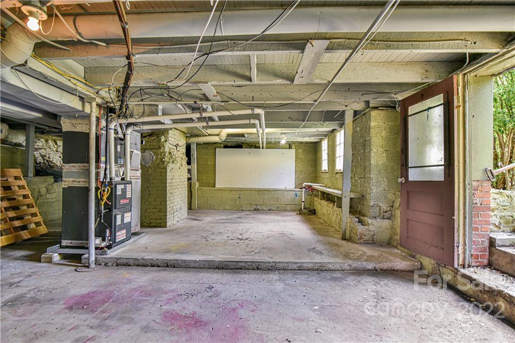 57 Russell Street Asheville NC 28806