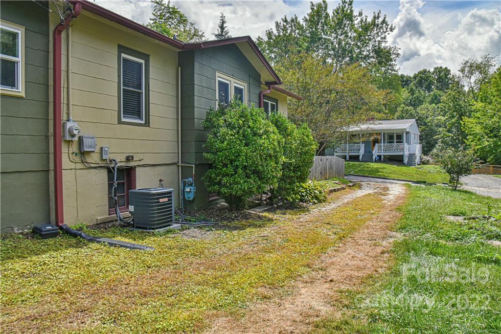 57 Russell Street Asheville NC 28806