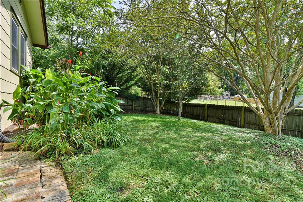 57 Russell Street Asheville NC 28806