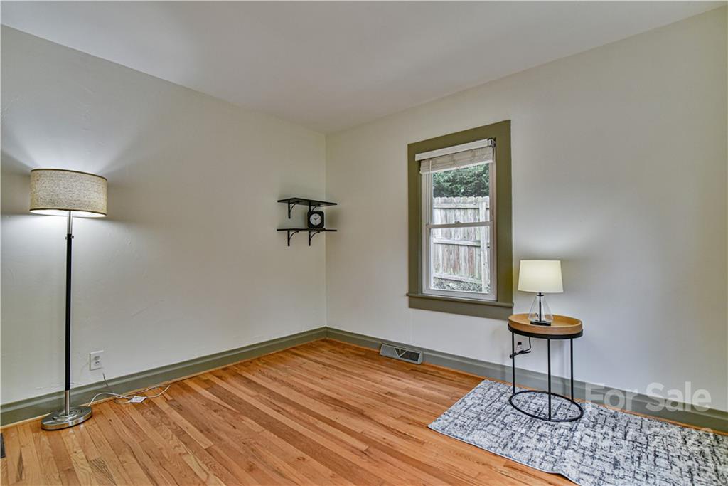 57 Russell Street Asheville NC 28806
