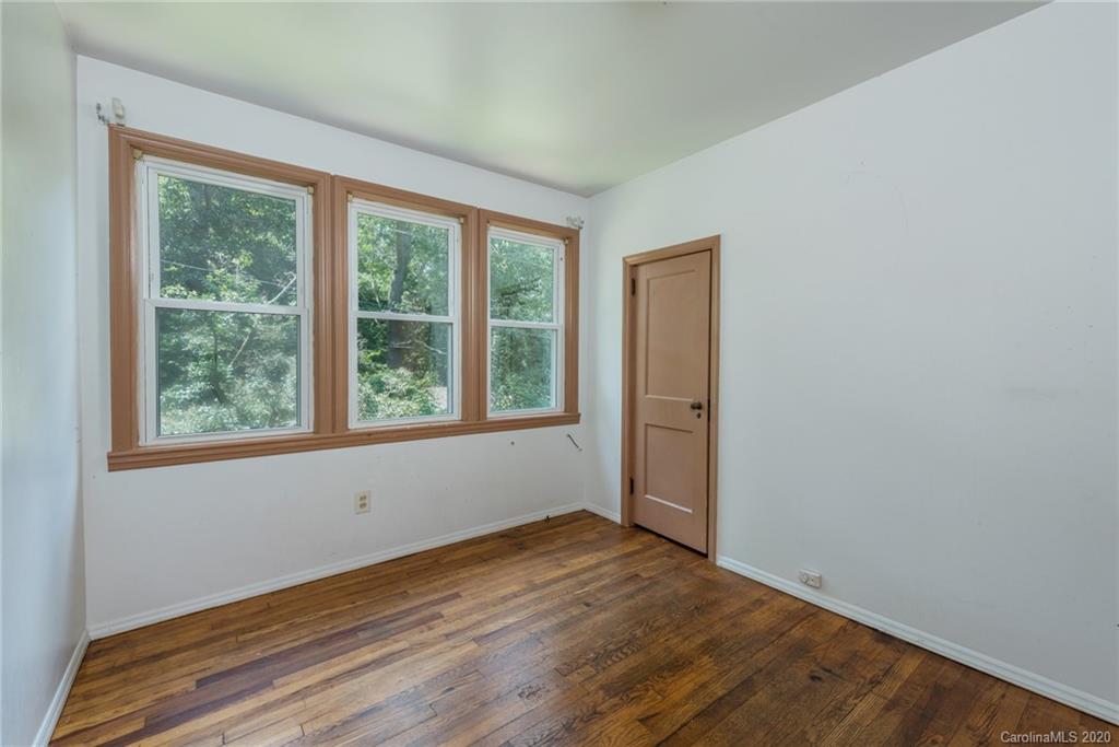 32 Success Avenue Asheville NC 28806