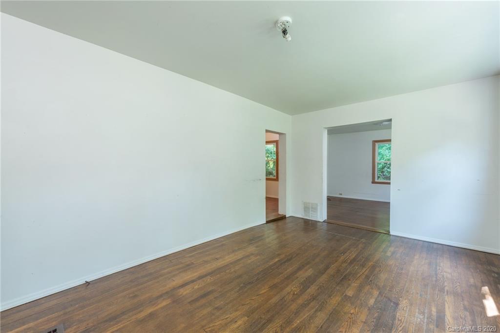 32 Success Avenue Asheville NC 28806