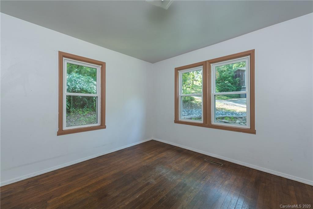 32 Success Avenue Asheville NC 28806