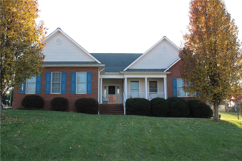 2401 27th Avenue Circle Ne Hickory NC 28601