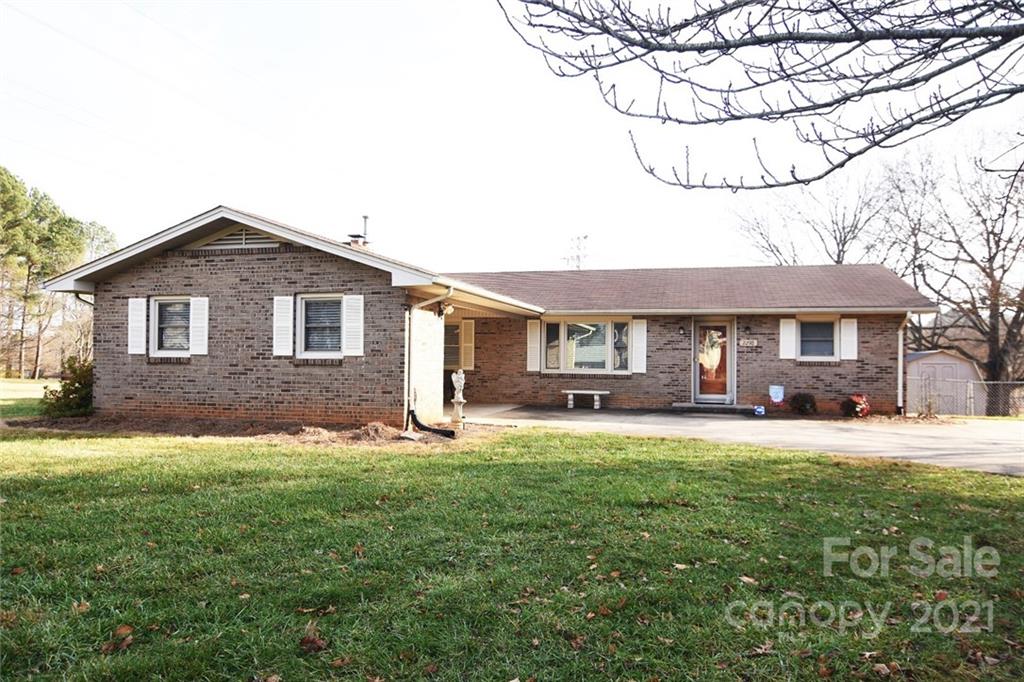 2230 24th Street NE Hickory NC 28601