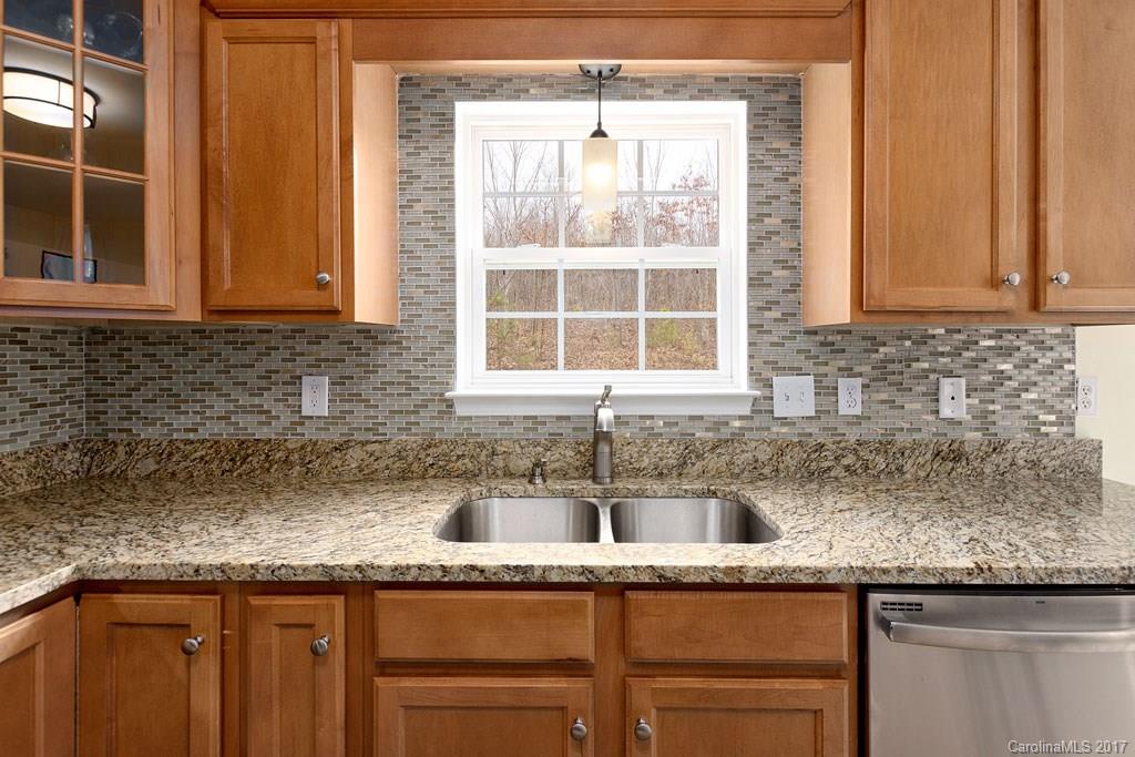 64 Carolyn Drive Candler NC 28715