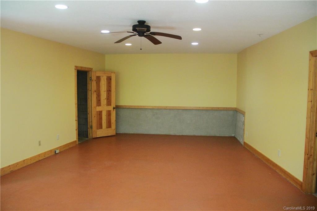 374 Chandler Cove Road Marshall NC 28753