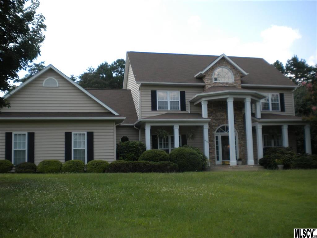 4103 Pinecrest Drive Ne Hickory NC 28601