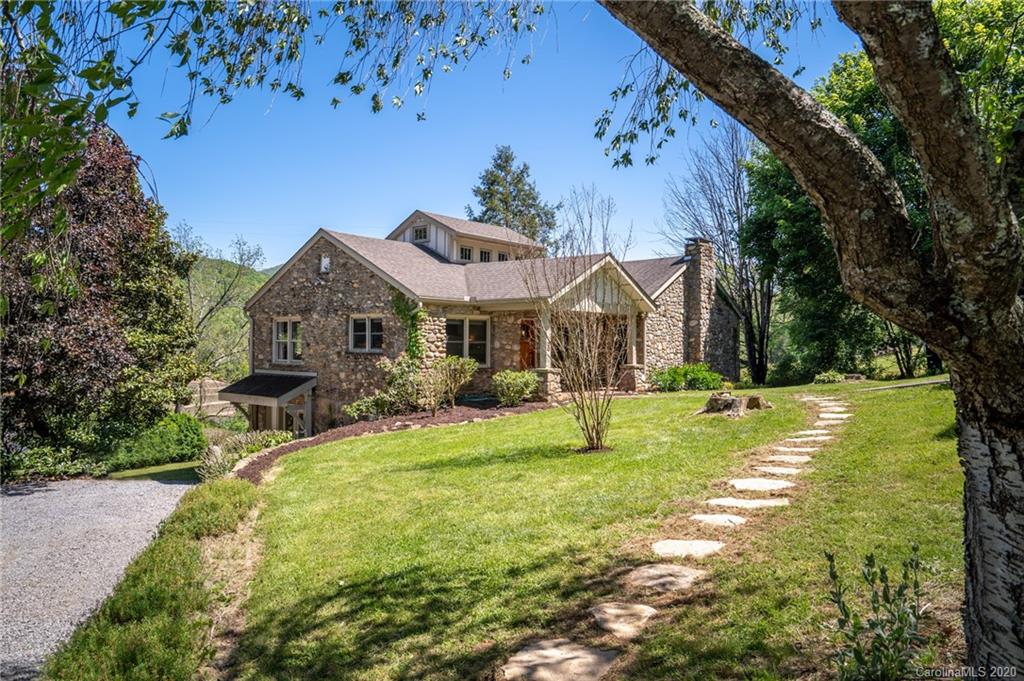 8 Bennett Road Candler NC 28715