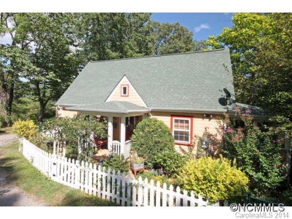 14 Hillside Street Weaverville NC 28787