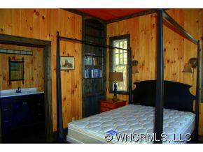 137 Wilma Dykeman Little Switzerland NC 28749