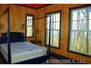 137 Wilma Dykeman Little Switzerland NC 28749