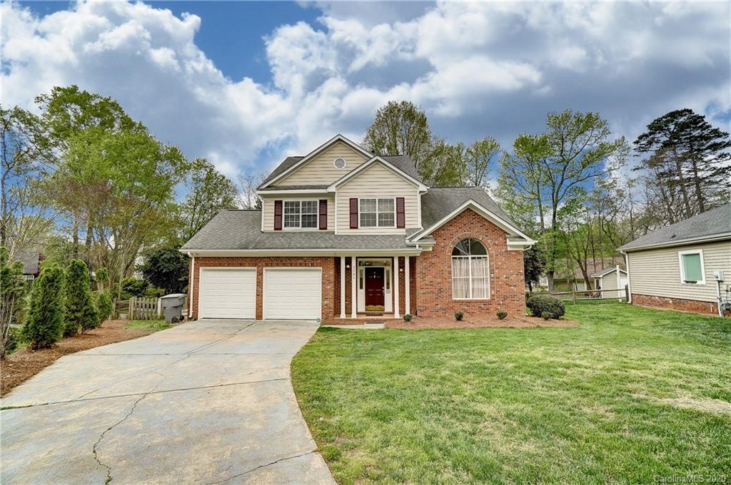5505 Ashbluff Court Charlotte NC 28216
