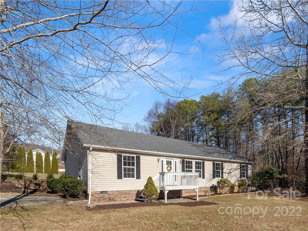 28 Amywood Lane Mills River NC 28759