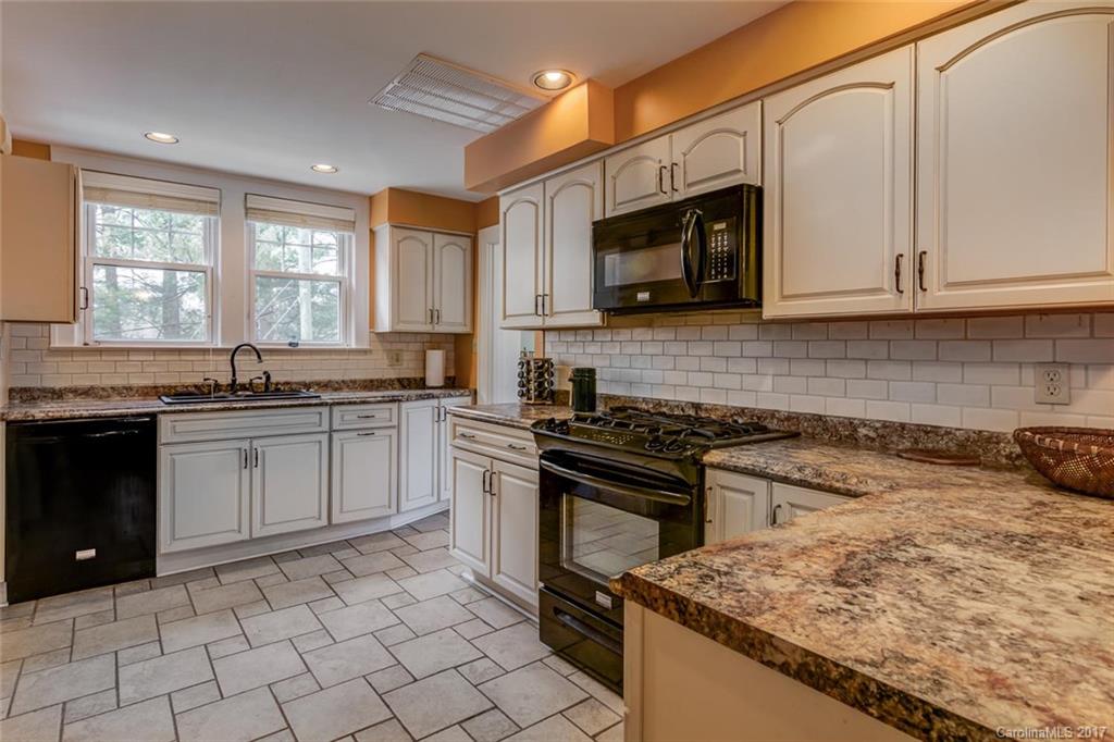 68 Garden Circle Asheville NC 28806