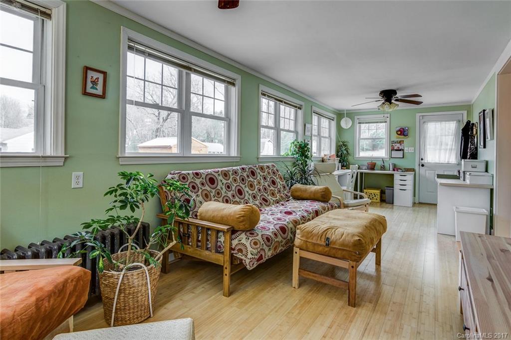68 Garden Circle Asheville NC 28806