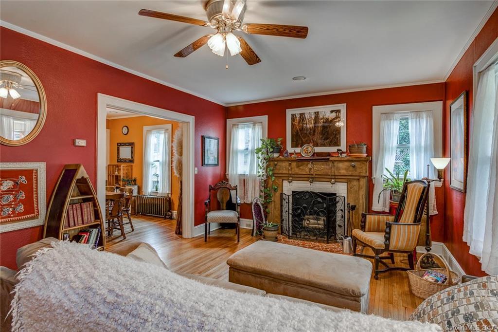 68 Garden Circle Asheville NC 28806