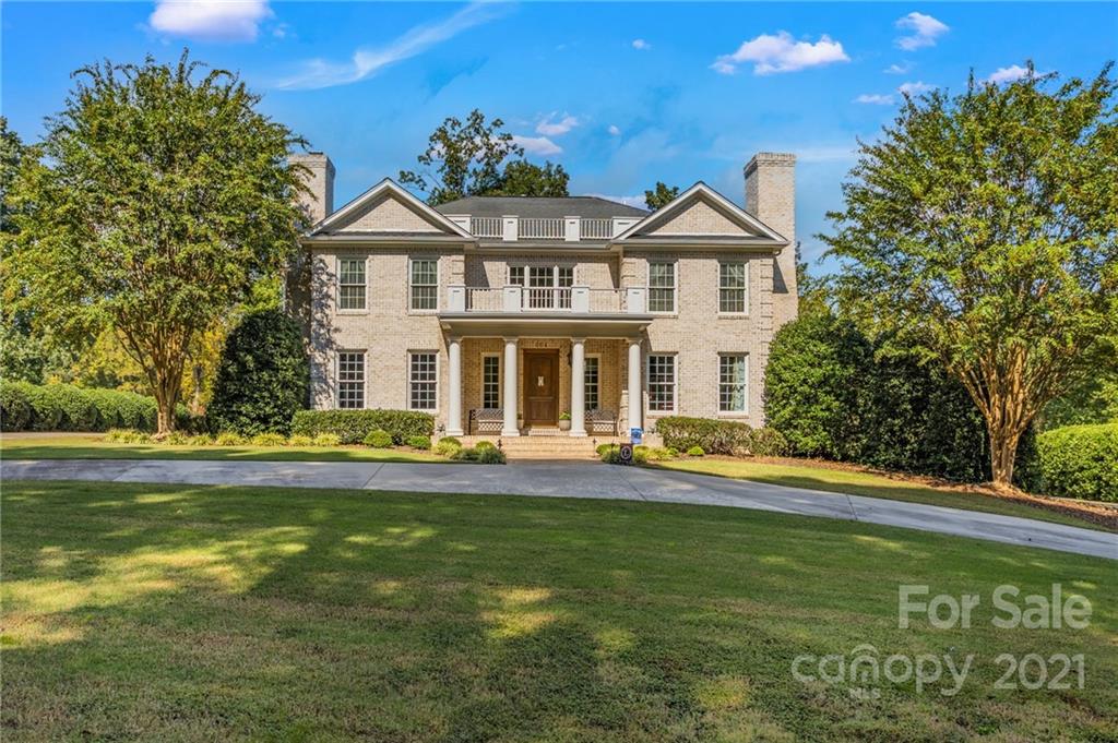 604 Indian Wells Circle Lexington NC 27295