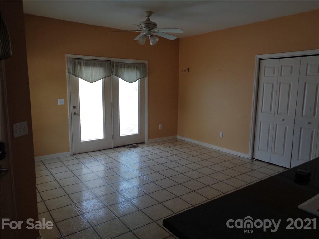 334 Toms Creek Road Marion NC 28752