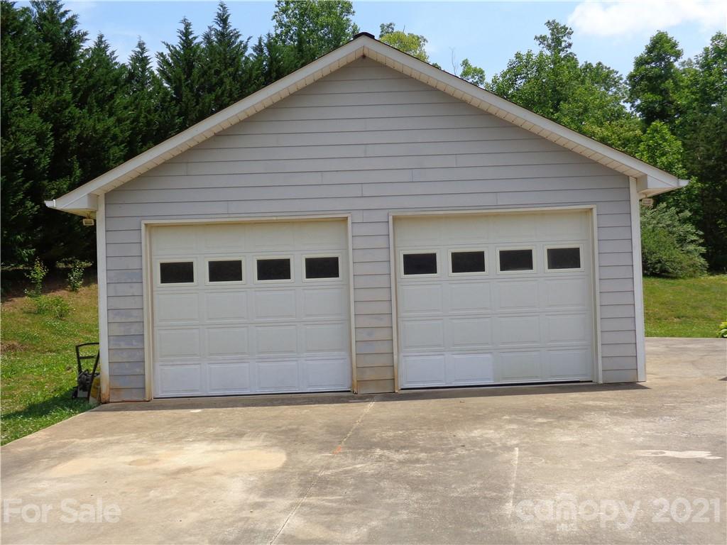 334 Toms Creek Road Marion NC 28752