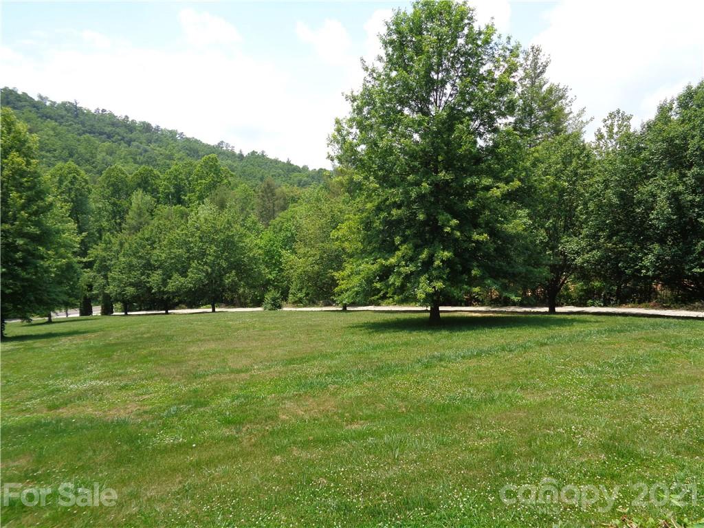 334 Toms Creek Road Marion NC 28752