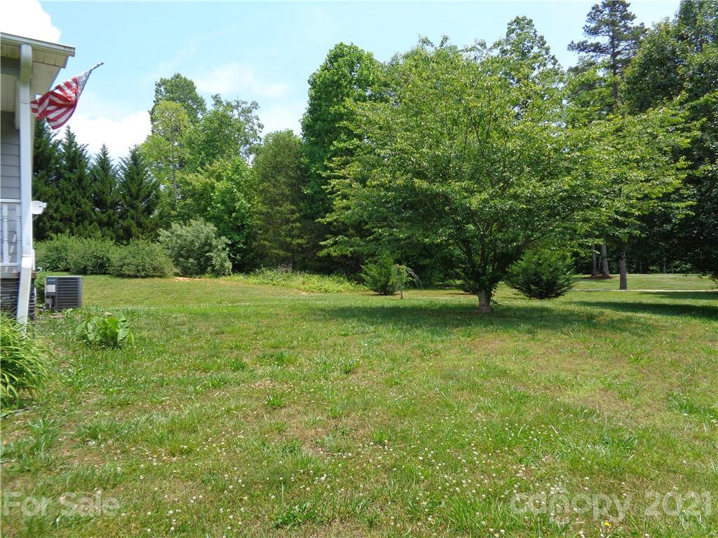 334 Toms Creek Road Marion NC 28752
