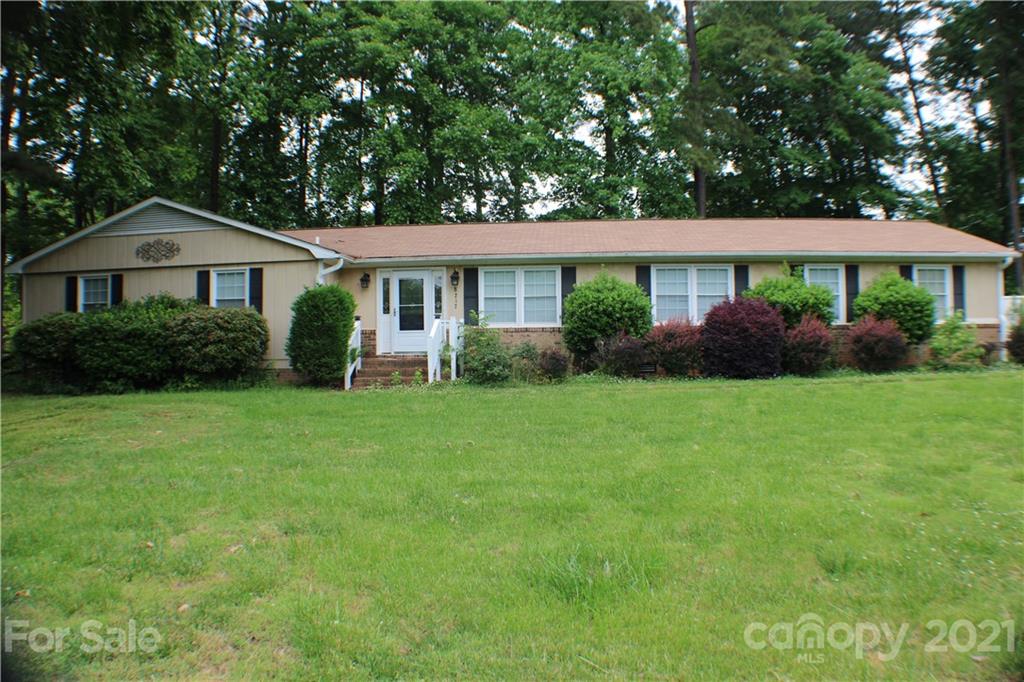 8217 Fairfield Forest Road Denver NC 28037
