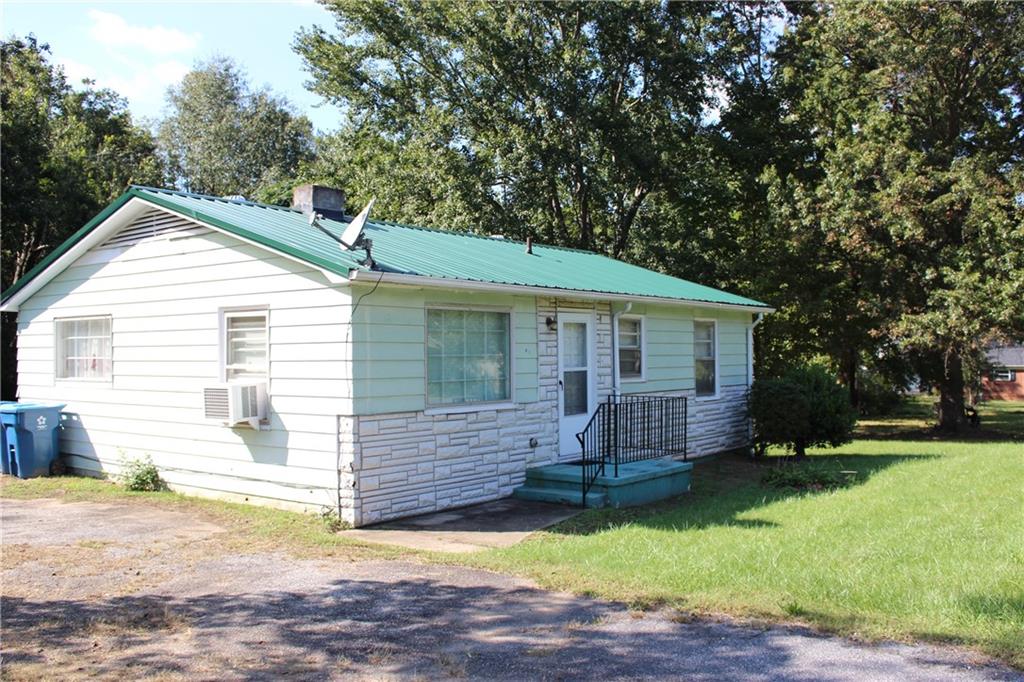 41 35th Street Place NW Hickory NC 28601