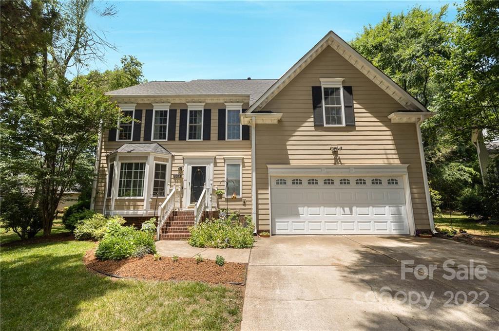 9910 Furlong Trail Charlotte NC 28269