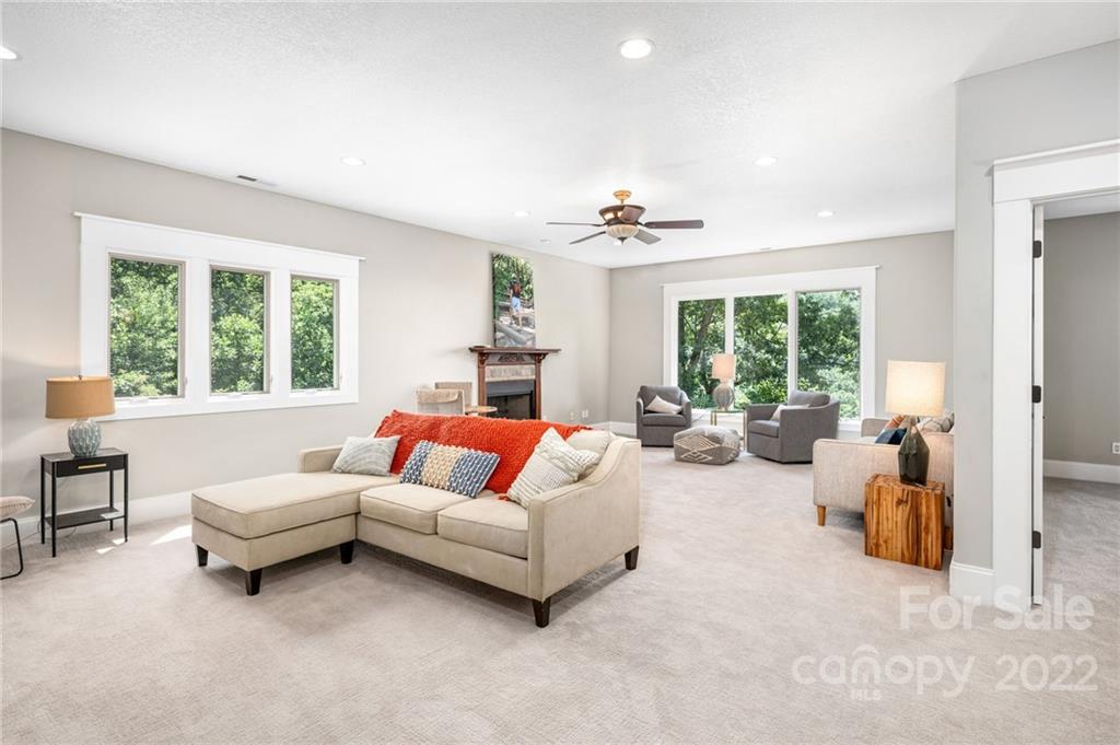 331 E Sondley Drive Asheville NC 28805