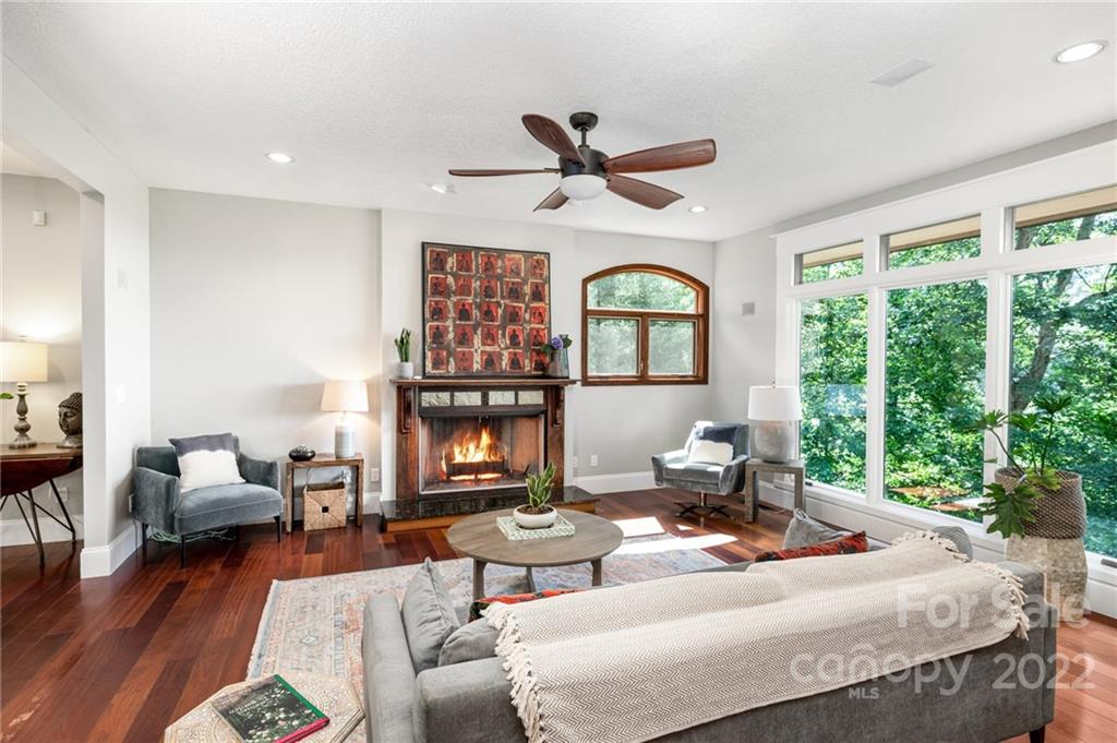 331 E Sondley Drive Asheville NC 28805