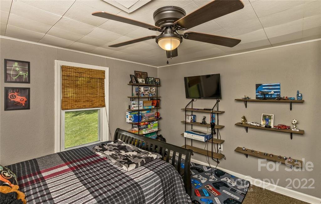 67 Brady Circle Canton NC 28716