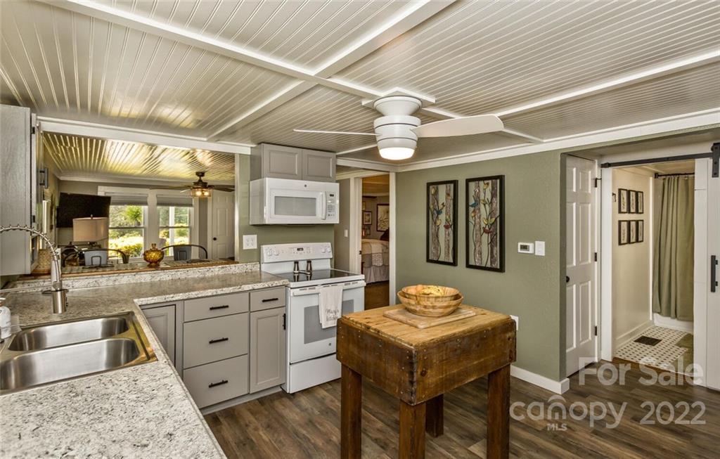 67 Brady Circle Canton NC 28716