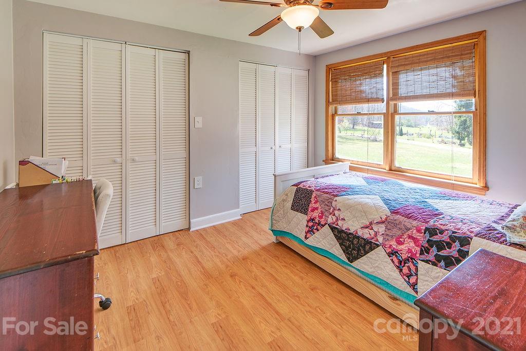 8 Curly Willow Lane Weaverville NC 28787