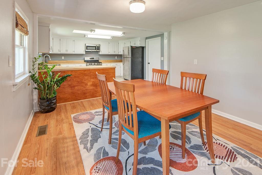 8 Curly Willow Lane Weaverville NC 28787