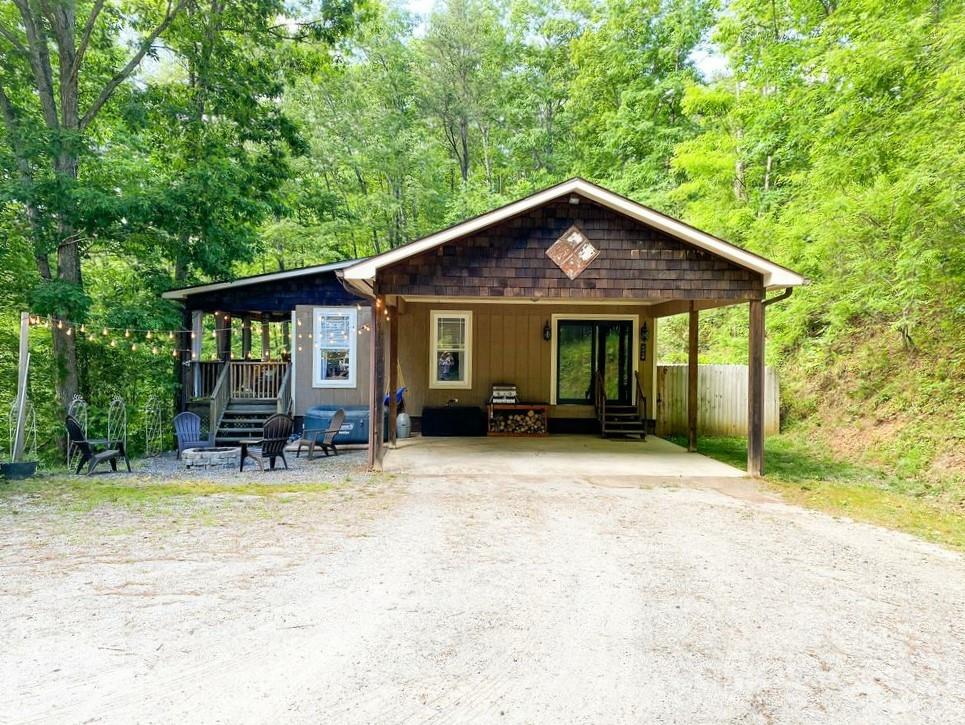 53 Fullwood Lane Sylva NC 28779