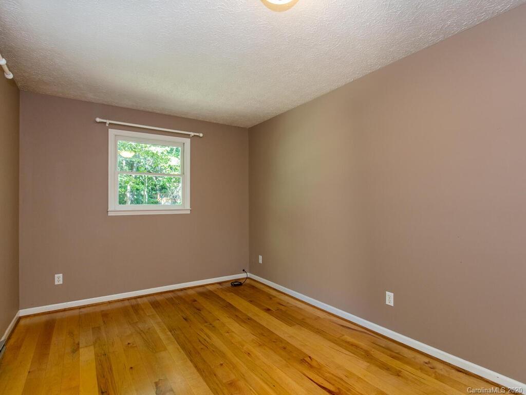 51 Huntington Drive Swannanoa NC 28778