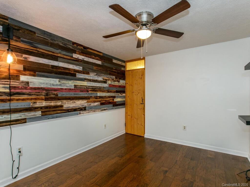 51 Huntington Drive Swannanoa NC 28778