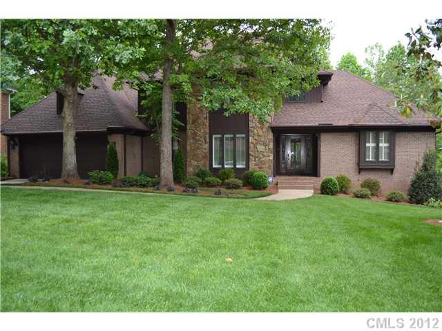 6731 Wynfaire Lane Charlotte NC 28210