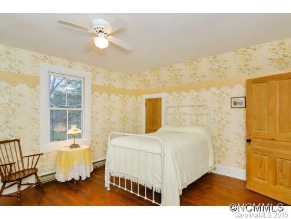 87 Hamburg Mountain Road Weaverville NC 28787