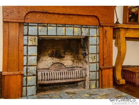 87 Hamburg Mountain Road Weaverville NC 28787