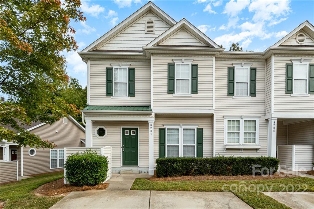 8281 Carob Tree Lane Charlotte NC 28215